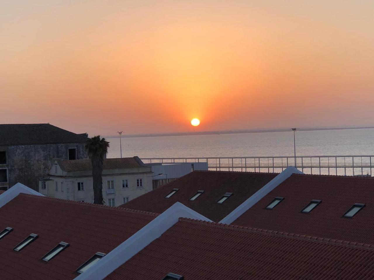 Alfama Tejo Penthouse Studio *